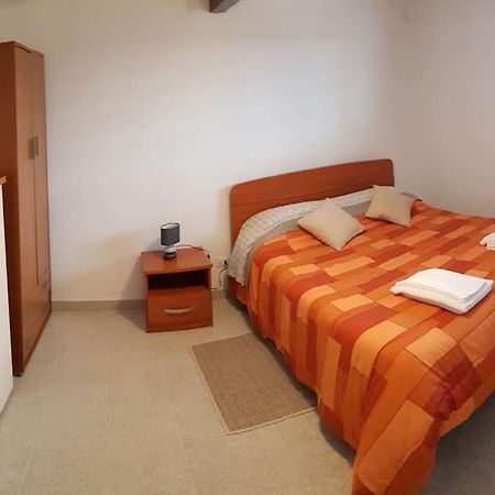 Appartamento Al Camino ตอร์ริ ดิ ควอร์เตโซโล ภายนอก รูปภาพ